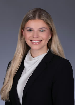 Brianna Vazquez, Associate